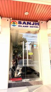 SANJH Island Hotel powered by Cocotel