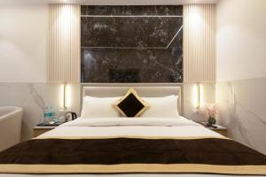 Hotel Era Premium Near Delhi Airport