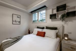 StayEasy Pericle9 - 5 minutes Precotto red subway