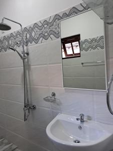 White Queen Residence