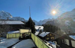 Sunny & Bright Swiss Apartment with Jungfrau View