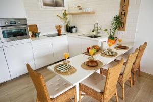 Royal Blue San Agustin