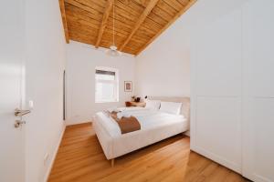 Homely Berlin - Modern , Balcony , Near River , Family & Business