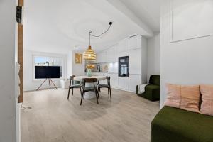 Top Floor Apartment A15 mit großer Terrasse im "Pine Hill Resort"