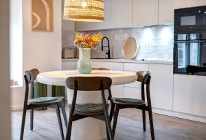 Top Floor Apartment A15 mit großer Terrasse im "Pine Hill Resort"