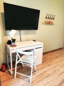 Apartament Centrum Kłodzko - Stara i Piękna Kamienica - ulica Okrzei, Spokój, Parking, 25m2