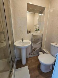 Bright Stylish 2-Bedroom City Flat Cowley Oxford