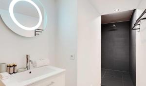 Sublime appartement 6P Champs-Elysées, Montaigne