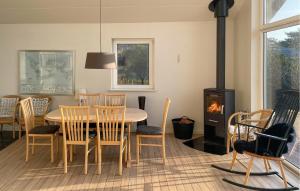 Cozy Home In Nykøbing Sj With House Sea View