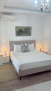 Calm S1 Haut Standing airport ambassy clinic