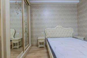 New 2 room apartment in modern residence