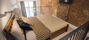 Mezzanine in central London, W2-First floor