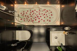 Bombay Breeze 3BHK Cosy Spacez Luxury Villa