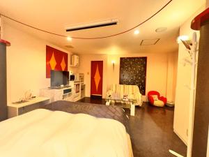 HOTEL BLACK BOX Gifuhashima -Adult Only- LOVE HOTEL