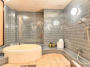 HOTEL BLACK BOX Gifuhashima -Adult Only- LOVE HOTEL