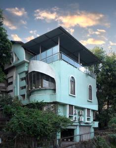 Bombay Breeze 3BHK Cosy Spacez Luxury Villa