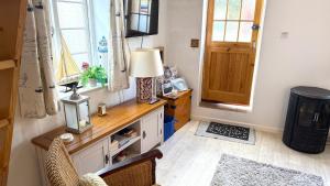 The Cabin - Hidden Retreat in the Heart of Salcombe