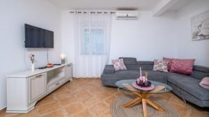 Apartman Sabina 1 by Villas Guide