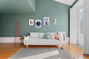 GuestReady-Cozy Duplex in Portos Vibrant Heart