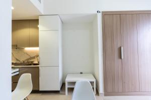 Peaceful and Cozy Studio, Burj Khalifa View