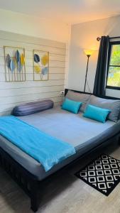 Sean Sabai The Secret Room