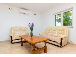 Rural Escape with Pool - Villa Krka