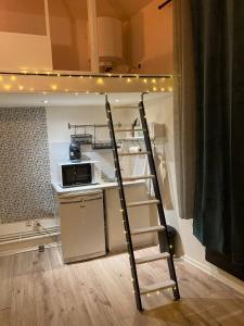 Cozy studio with mezzanine Close to Seine Paris