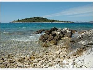 Apartment Villa Mediteran- kleine Ferienwohnung mit Terrasse by Interhome