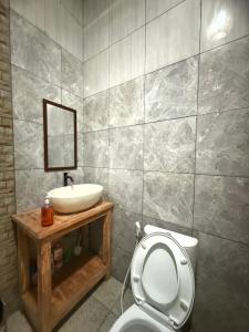 Private Room Near Ubud Monkey Forest and Tegenungan Waterfall