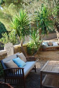 Holiday Home Spiti Limnos- idyllisch gelegen im Orangenhain by Interhome