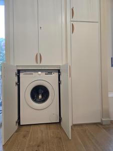 Tra i vicoli del centro Oro e Malva