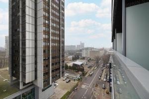 Eleganckie Apartamenty z Parkingiem w Centrum Katowic Przy Rynku by Noclegi Renters