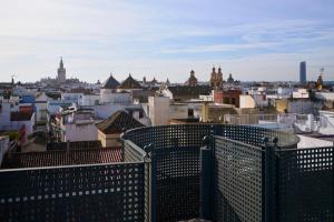 Santiago 39, by Homing U