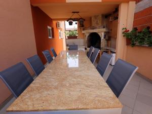 Apartment Villa Mediteran- kleine Ferienwohnung mit Balkon by Interhome