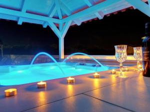 Apartment Moderne Ferienwohnung mit jacuzzi by Interhome