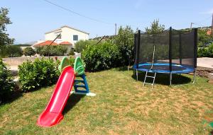 Nice Home In Sestanovac