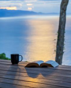 Modern Tropical Bungalow magic ocean views