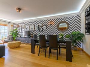 Apartment Carcavelos Strand by Interhome