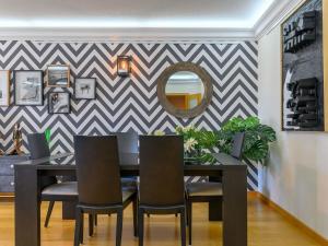 Apartment Carcavelos Strand by Interhome