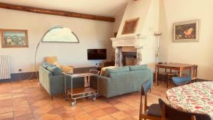 Pool Villa With Animals Near Sutri