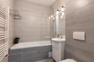 Skylark - Vancouver Penthouse Premium with Jacuzzi and Panoramic View