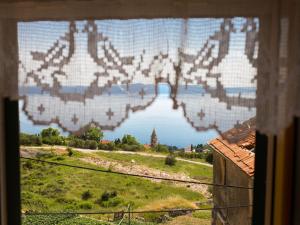 Holiday Home Anwesen mit Blick auf das Wasser by Interhome