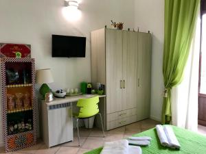 The Palace B&B and Apartments