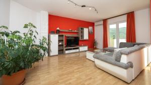 Holiday home Neda by Villas Guide