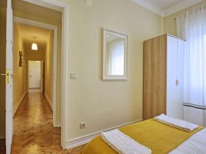 Apartment Admiral Dachgeschoss by Interhome