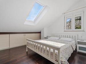 Apartment Ferienappartement mit zwei Meerblick-Balkonen by Interhome