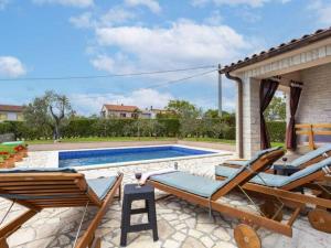 Holiday Home Villa Mirela mit Terrasse by Interhome