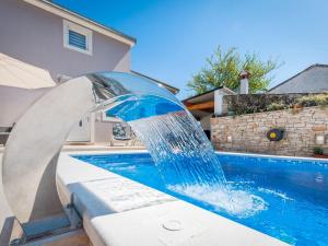 Holiday Home Neues Ferienhaus Nina in der Nähe von Rovinj by Interhome