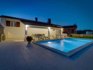 Holiday Home Haus Piljan by Interhome