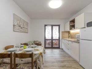 Apartment Wohnung Silva5 mit Wasserblick by Interhome